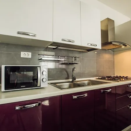 Ensidia * 斯普利特